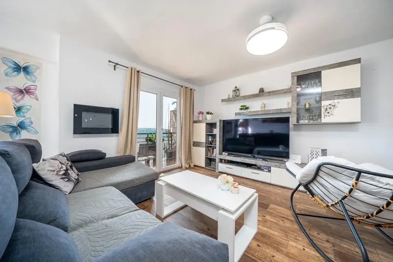 Renovated flat in Son Cladera, 3rd floor without lift — photo 4