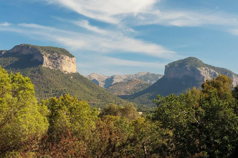 Exceptional Rustic House in Alaró with Views of the Sierra de Tramuntana — photo 2