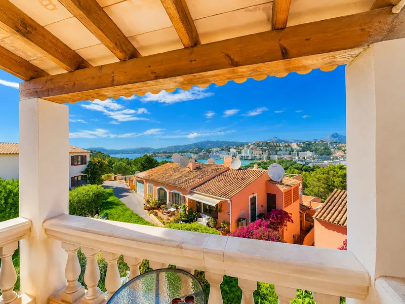Townhouse with sea views in Santa Ponsa — photo 10