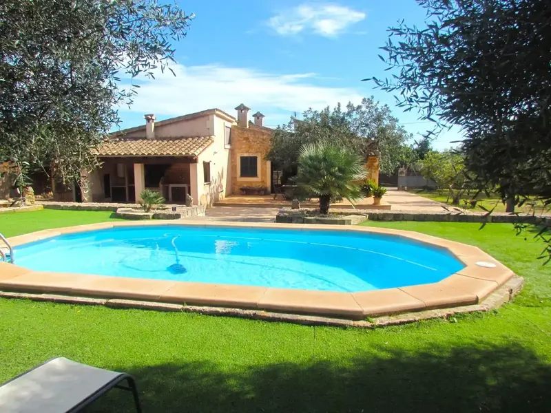 Spectacular rustic finca with garden, pool, barbecue and parking in Santa Eugenia for long-term and temporary rental. — photo 2