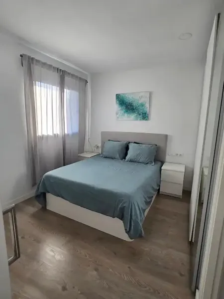 Se alquila acogedor apartamento amueblado en un edificio totalmente renovado en el centro de palma, a unos pasos del mercado de Pere Garau y — photo 4