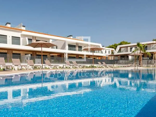 250m² house / villa with 246m² garden for sale in Capdepera — photo 1