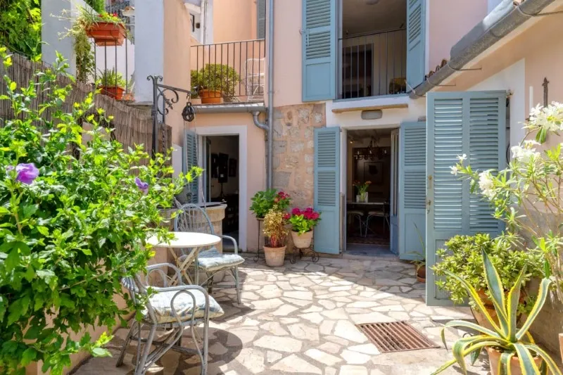 Historic house in Sóller renovated in modern style with patio and mountain views — photo 1