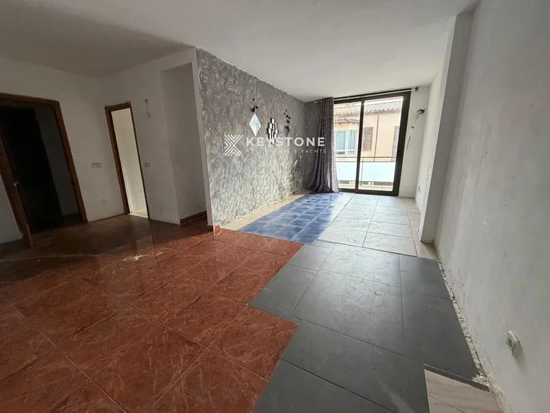 Apartment — photo 1