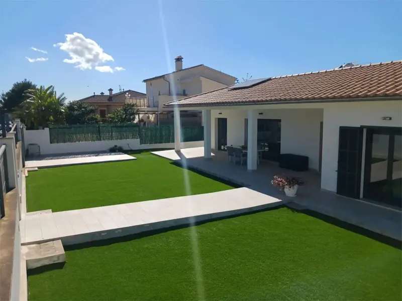 Detached house for sale in Sa Vinya de Son Veri €960,000 — photo 1