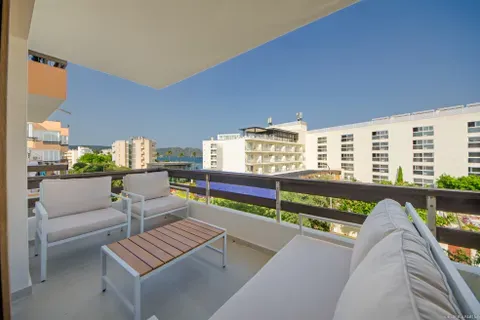 Apartment in Cala Bona, Mallorca — photo 1
