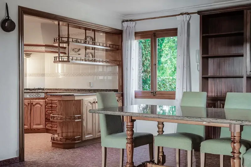 Ground floor: open-plan room with kitchen-diner and living room with fireplace, one bedroom, one bathroom and machine room with a... — photo 10
