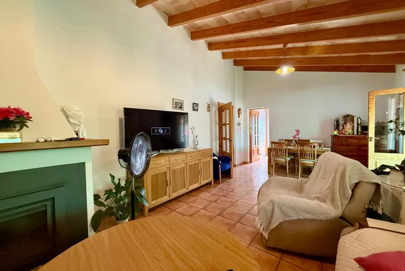 Finca with dwelling, gesa electricity and water in Manacor — photo 3