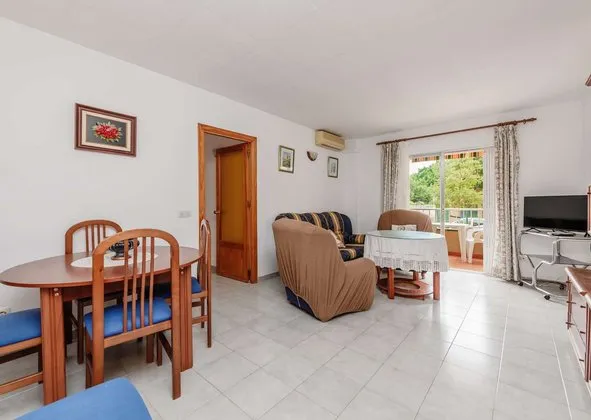 Flat / apartment in Son Ferrer, Calvià — photo 2