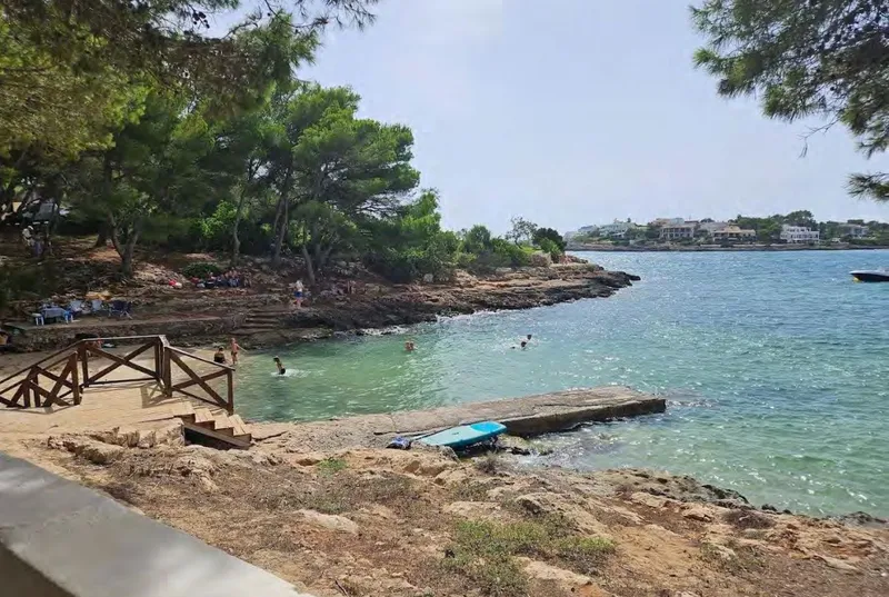 Completely renovated house on the seafront in Portocolom — photo 8