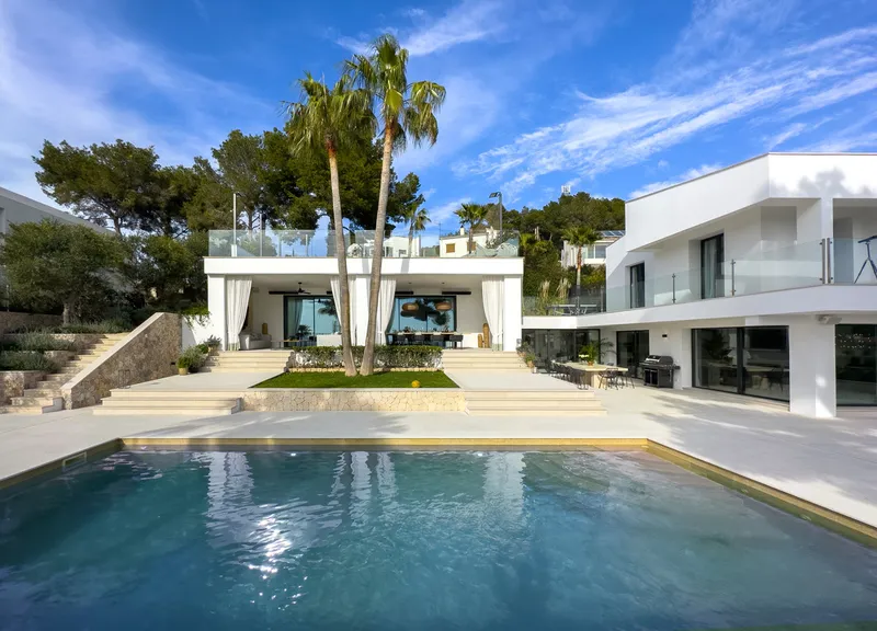 Short-term rental: Dream villa with sea views in Portals - Marcel Remus Real Estate — photo 1