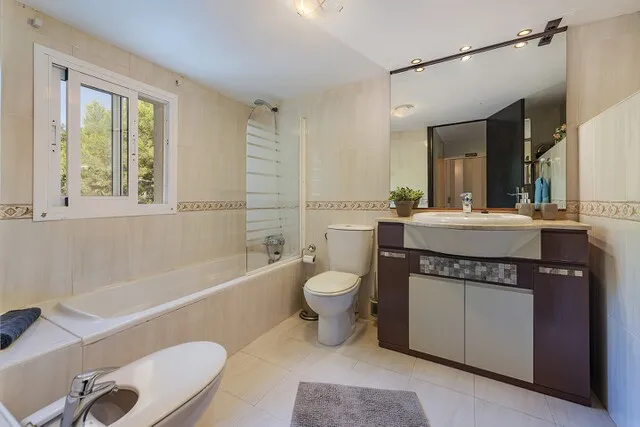 Villa with sea views for sale in Costa d'en Blanes, Mallorca — photo 12