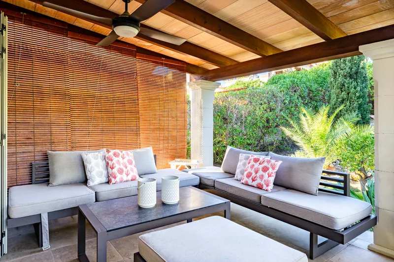 Charming villa with garden and pool in a sought-after location — photo 3
