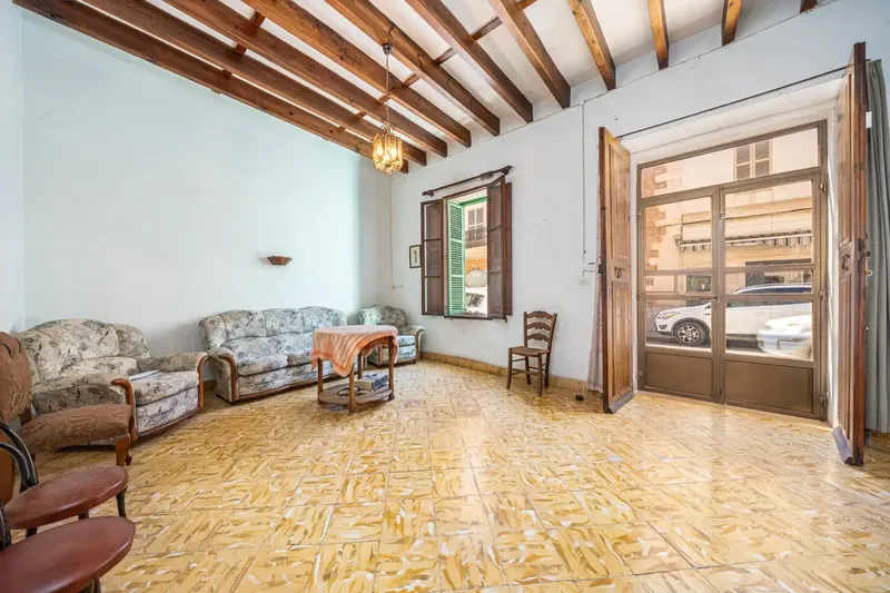 Urban house located on the main street of Campos, in one of the most consolidated areas of the urban center, managed by GestPropiedad — photo 4