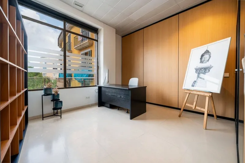 Office in Palma de Mallorca, Province of Balearic Islands — photo 11