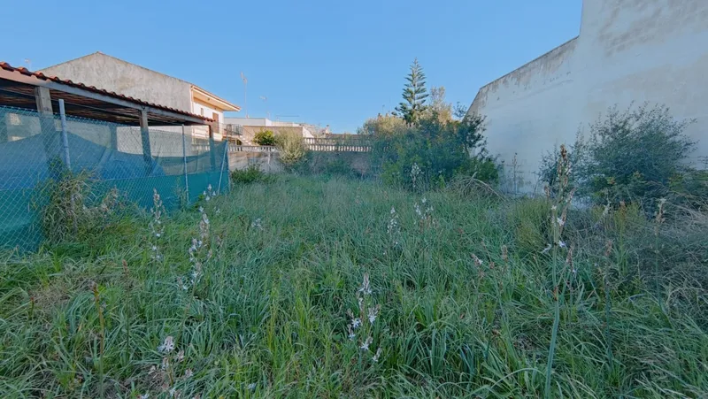 Exchange. Buildable plot in S'Estanyol. Near the sea and the port — photo 5