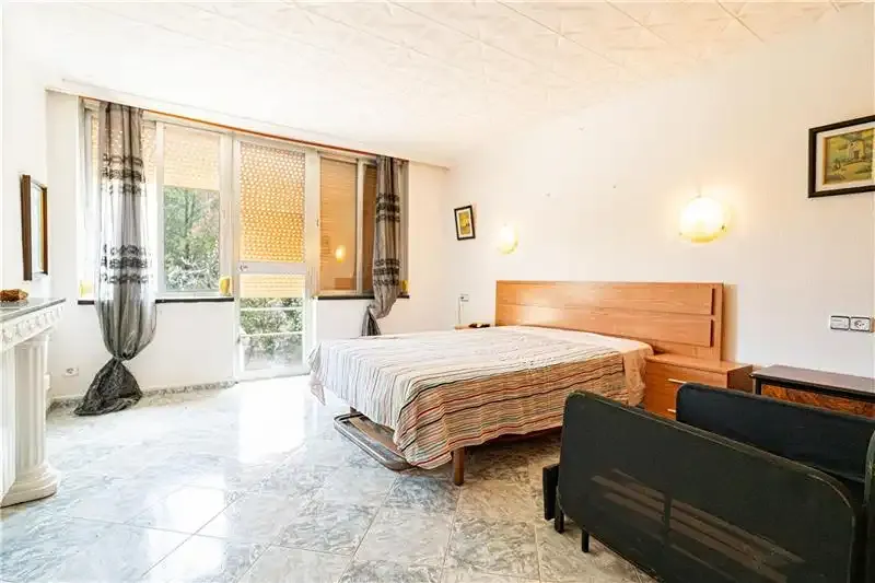 Chalet with pool on plot of approx. 1,789 m2 in privileged natural surroundings — photo 9
