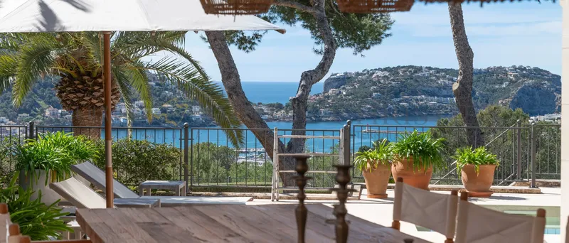 Mediterranean natural stone villa in Puerto de Andratx with panoramic views of the harbor and sea — photo 4