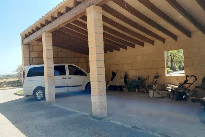 Finca with separate apartment, pool and rental license between Colonia and Ses Salines — F 62 CM — photo 9