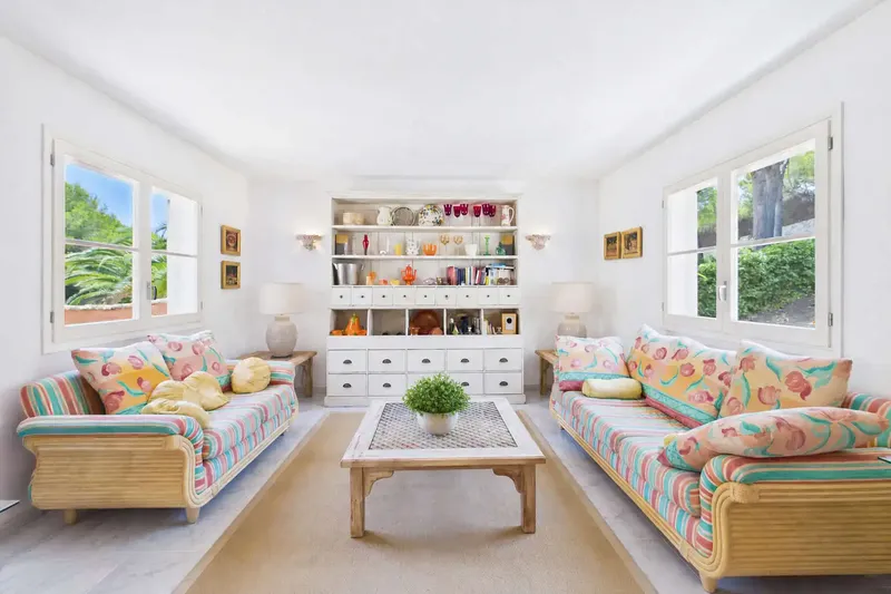 Mediterranean jewel in Costa de la Calma - spacious property with exceptional plot potential! — photo 5