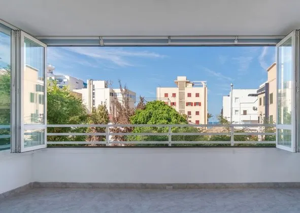 Flat / apartment for sale in Calle de la Garsa — photo 2