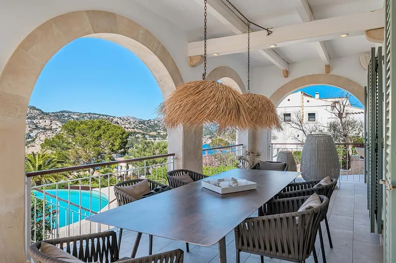 Mallorcan-style villa with breathtaking sea and harbor views — photo 3