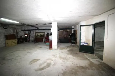 Garage - Llucmajor (S'Arenal), Built Surface 236m², 200m Distance to the Sea — photo 12