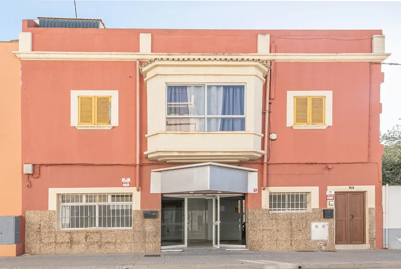 Three-storey building in the Portixol/Molinar area — photo 1