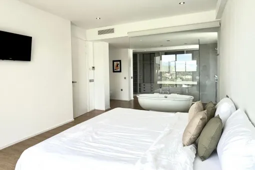 Establiments, bright villa with large garden and saltwater pool in Establiments — photo 8