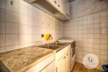 Charming Traditional House in the Heart of Pollença: Impressive Terrace with Views of Puig de Maria, Independent Duplex Apartment and Great Potential for Renovation — photo 3