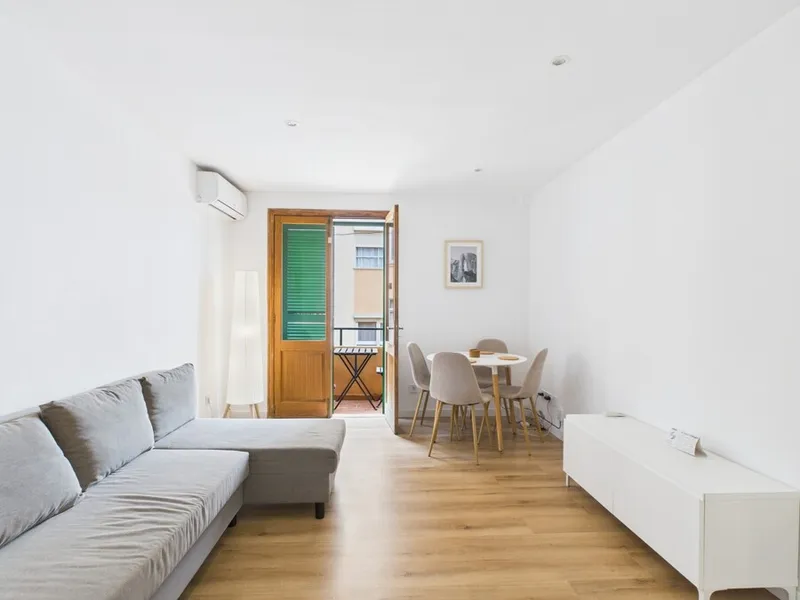 Lovely Two-Bedroom Apartment in Camp de Serralta - Temporary Contract Until End March 2027 — photo 1