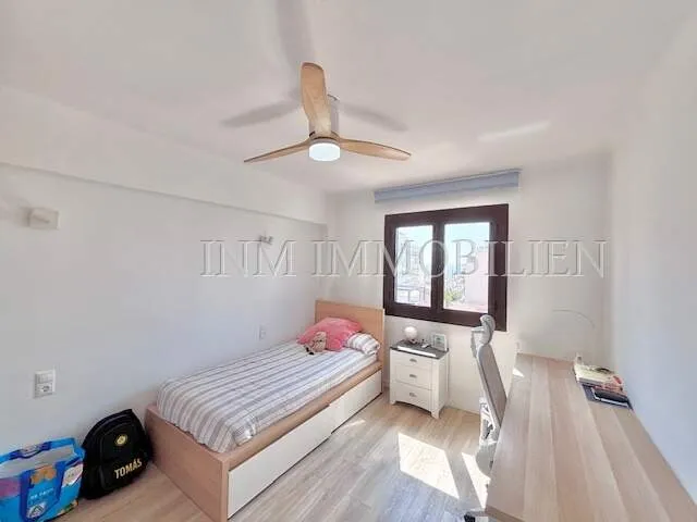 Beach-near 120m² top-floor apartment with 3 bedrooms and 2 bathrooms for rent — photo 12