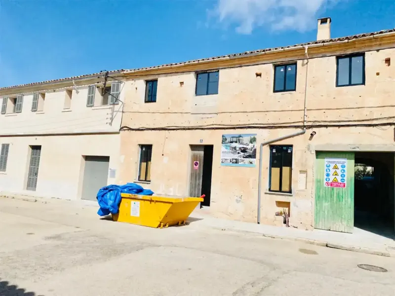 This is a fabulous opportunity not to be missed! This property under reform has been valued at between 1.9 and 2.1 million euros on completi — photo 4