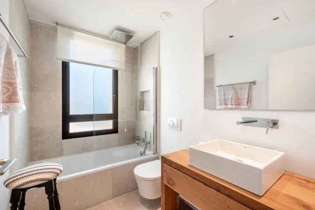 Luxury penthouse for sale in Puerto Pollensa, North Mallorca — photo 11