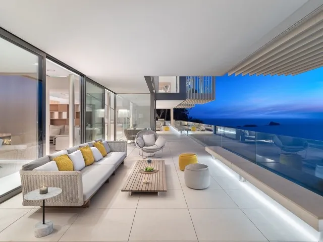 Ultimate luxury villa for sale overlooking the sea in Port Adriano, southwest Mallorca — photo 5