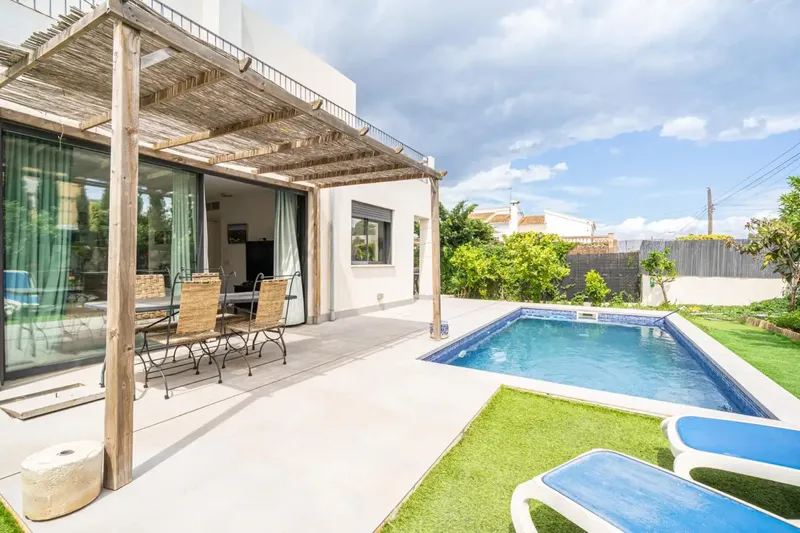 Independent chalet from 2019, bright with pool, garden, parking in Son Ferrer, Calvià — photo 2