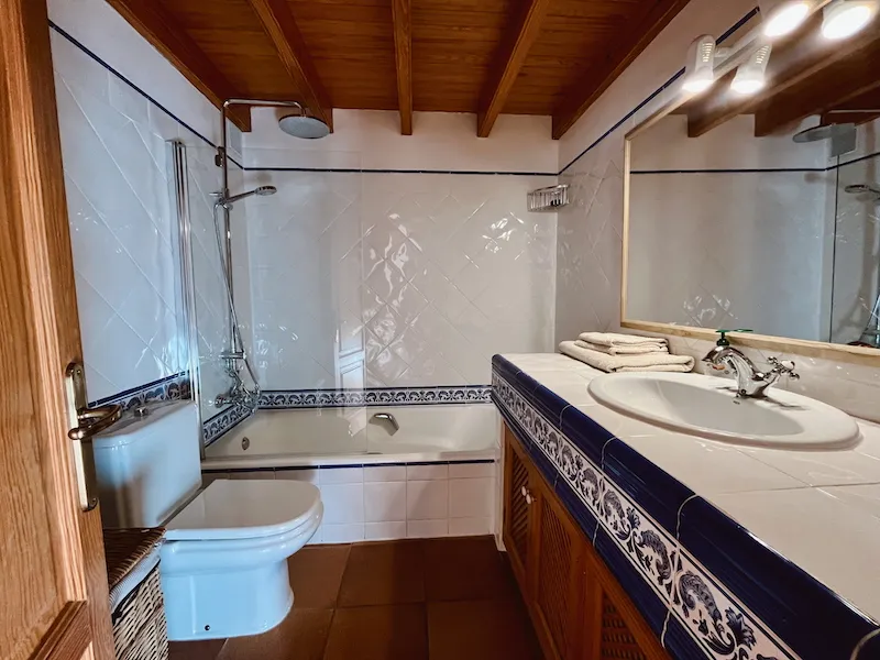 Apartment in a residential complex with a communal swimming pool in Port de Sóller — photo 3