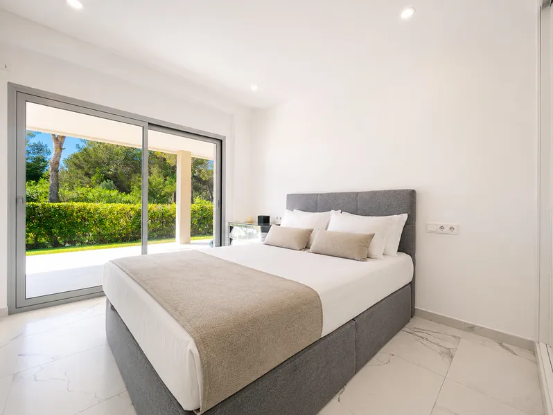 Modern apartment with garden for sale in Nova Santa Ponsa — photo 10