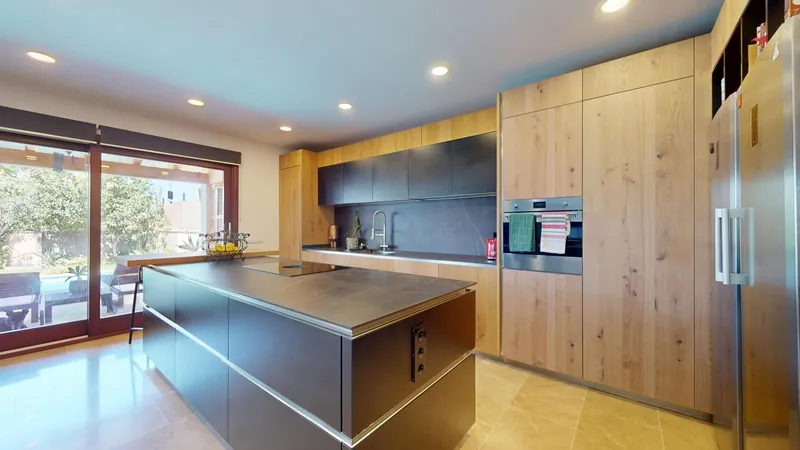 Exclusive property with pool, solar panels and ready to move into in Vilafranca de Bonany — photo 3