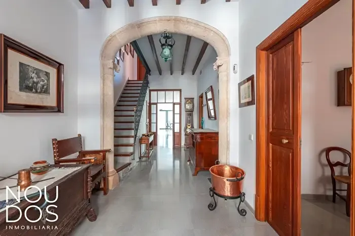 Casa en venta de 5 habitaciones: Llucmajor pueblo, Llucmajor — photo 1