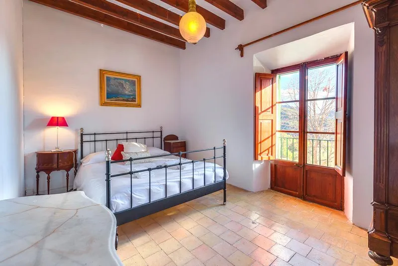 Antigua finca with holiday license in Valldemossa — photo 9