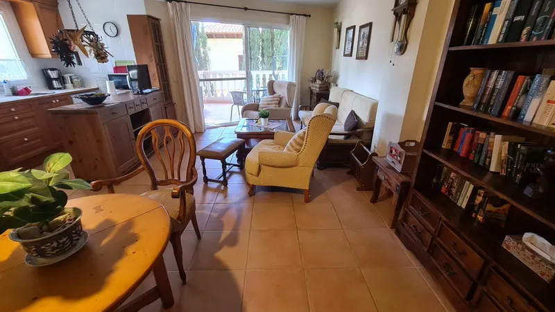 Great one bedroom apartment in excellent location — photo 2