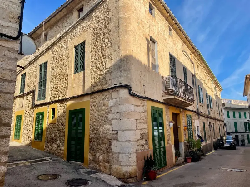 Inmo Mallorca. Majorcan house located in the center of the beautiful village of Selva, at the foot of the Sierra de Tramuntana (World Heritage — photo 5