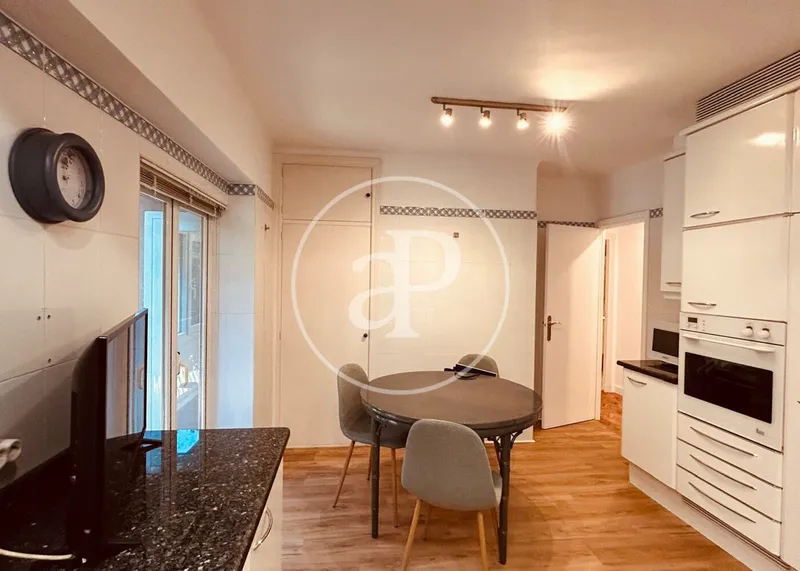 Apartment for Rent in Santa Catalina — photo 6
