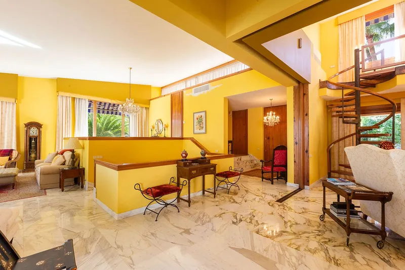 Exclusive villa in an excellent location directly on the golf course — photo 8