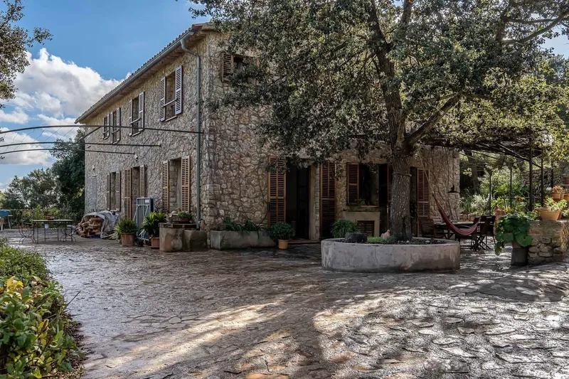 Finca with holiday rental license in a stunning setting in Esporles — photo 2