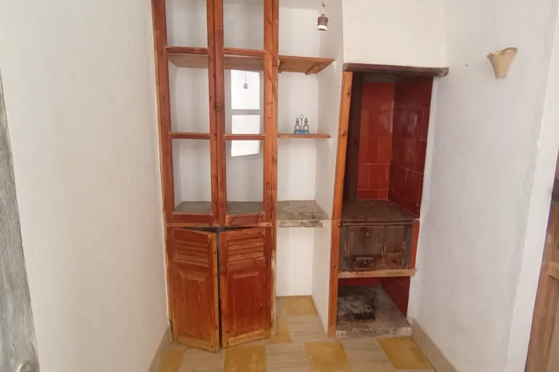 2-storey village house with courtyard, terrace and garage in Llombards — DH 08 — photo 11