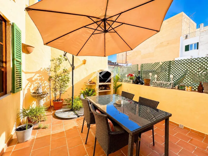 Grand stately apartment in the old town, Palma — photo 12