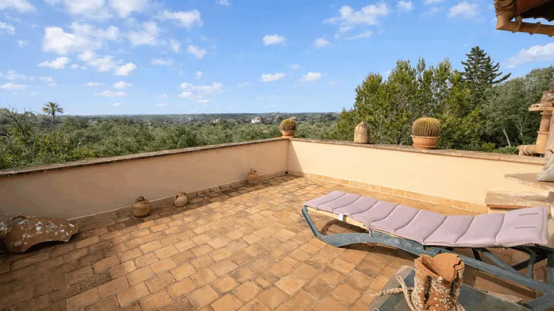 Authentic finca with potential and wonderful garden in a quiet location in Cala Llombards — photo 2