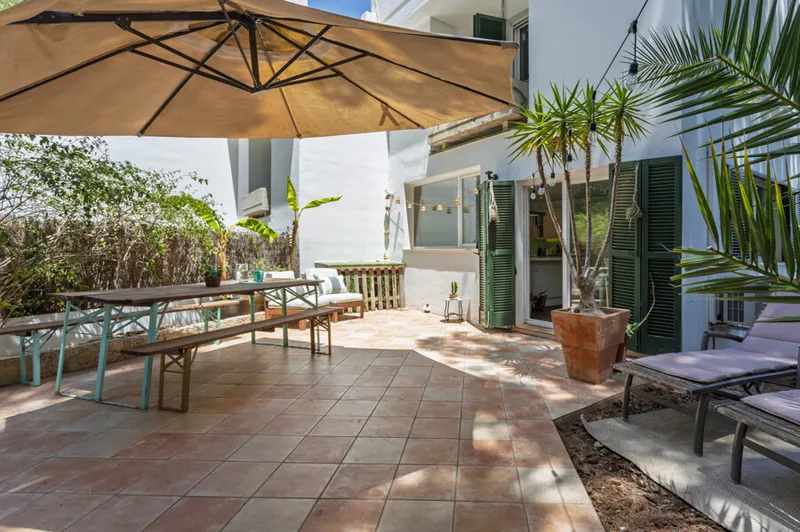 Elegant Four-Bedroom Semi-Detached Home with Terraces, Garden & Garage in Tranquil Cala Nova — photo 10
